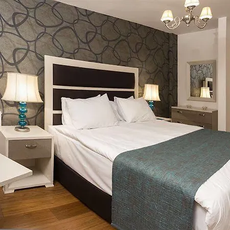 Turkuaz Bosphorus Istambul