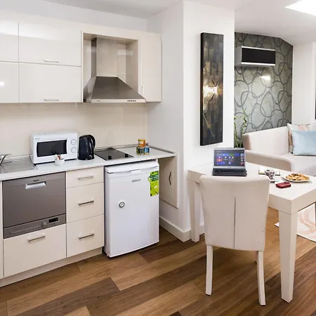Turkuaz Bosphorus Otel 2*